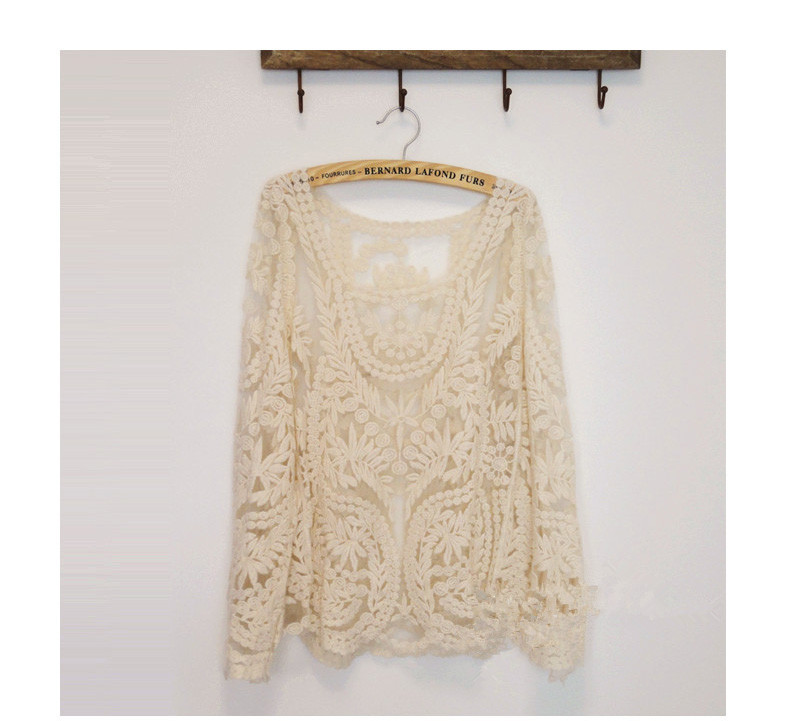 Cute Lace Long Sleeved T-shirt